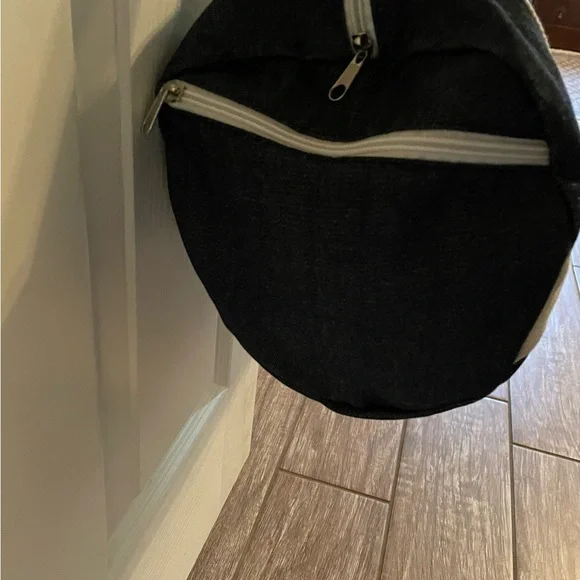 Gym & Juice Denim Gym Bag NWOT - Picture 3 of 4